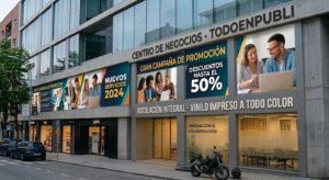 Montaje Vinilo Impreso Escaparate